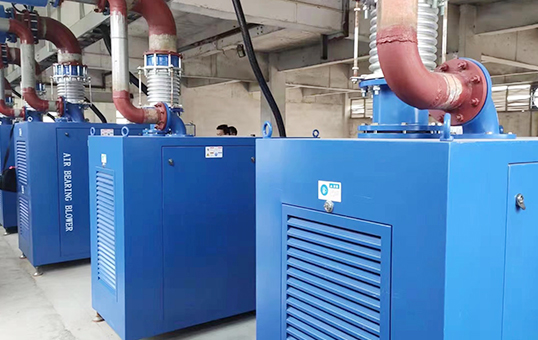 空氣懸浮鼓風(fēng)機采用什么電機