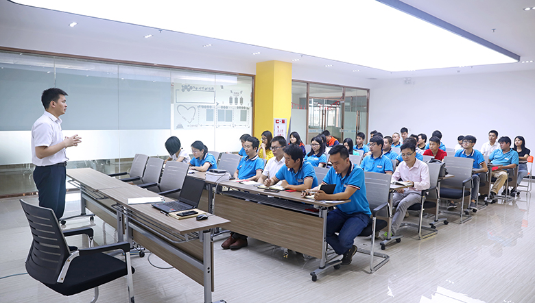 2019第一季度總結(jié)暨年終獎?lì)C獎典禮